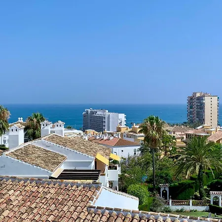 Lejlighed 3 Bedroom, 250m From The Beach! Swimming Pool, Parking! *